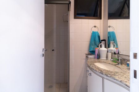 Apartamento à venda com 89m², 3 quartos e 2 vagasBanheiro Social 