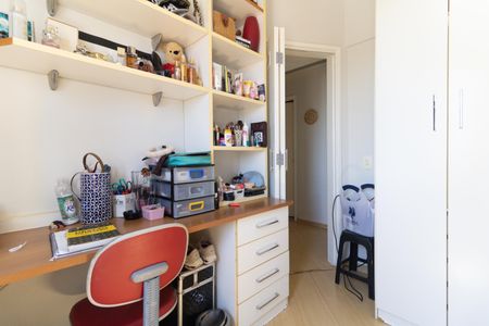 Apartamento à venda com 89m², 3 quartos e 2 vagasQuarto 2