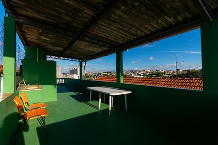 Casa para alugar com 106m², 3 quartos e 2 vagas Casa para alugar com 106m², 3 quartos e 2 vagasTerraço