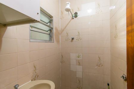 Casa para alugar com 106m², 3 quartos e 2 vagas Casa para alugar com 106m², 3 quartos e 2 vagasBanheiro de Serviço