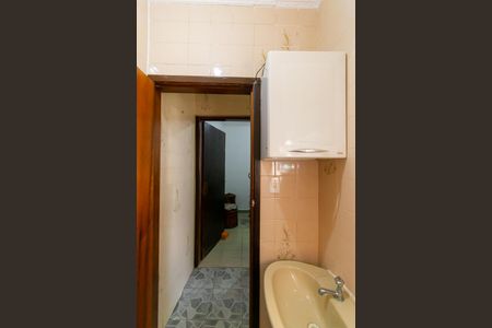 Casa para alugar com 106m², 3 quartos e 2 vagas Casa para alugar com 106m², 3 quartos e 2 vagasBanheiro de Serviço