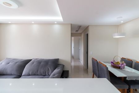 Sala de apartamento à venda com 2 quartos, 60m² em Ferreira, São Paulo