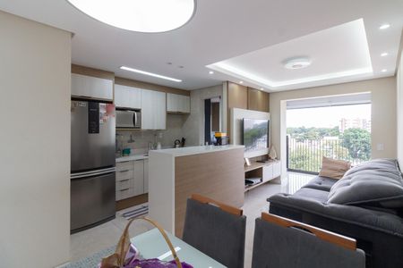 Sala de apartamento à venda com 2 quartos, 60m² em Ferreira, São Paulo