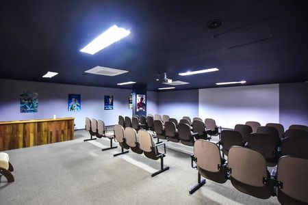 Apartamento à venda com 53m², 2 quartos e 1 vagaSala de Cinema