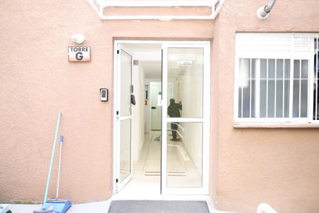 Apartamento à venda com 45m², 2 quartos e 1 vagaÁrea comum - Saguão do prédio