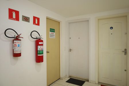 Apartamento à venda com 45m², 2 quartos e 1 vagaÁrea comum - Saguão do andar
