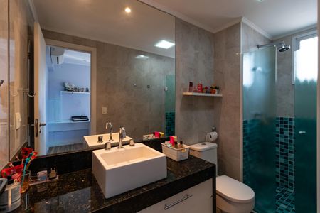 Apartamento para alugar com 137m², 3 quartos e 3 vagasBanheiro da Suíte 1