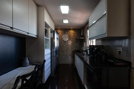 Apartamento para alugar com 137m², 3 quartos e 3 vagasCozinha