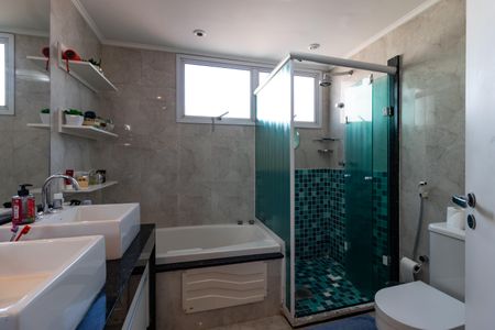 Apartamento para alugar com 137m², 3 quartos e 3 vagasSuíte 3