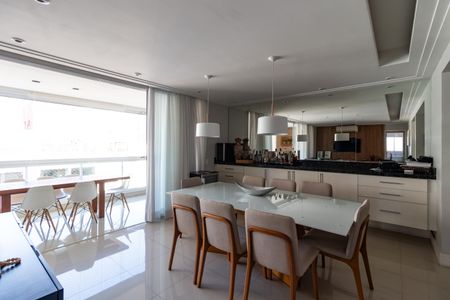 Apartamento para alugar com 137m², 3 quartos e 3 vagasSala