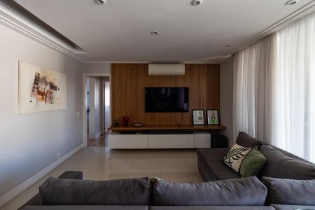 Sala de apartamento à venda com 3 quartos, 137m² em Perdizes, São Paulo