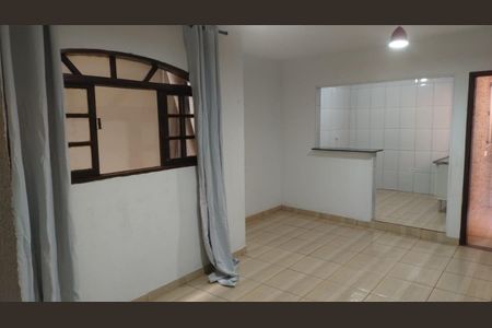 Casa para alugar com 55m², 2 quartos e sem vagaSala