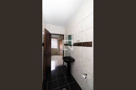 Casa à venda com 220m², 3 quartos e 1 vagaBanheiro