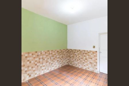Casa à venda com 220m², 3 quartos e 1 vagaQuarto