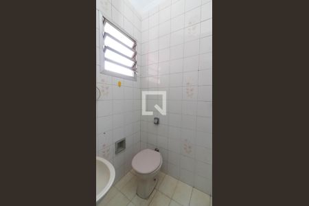 Casa à venda com 220m², 3 quartos e 1 vagaBanheiro