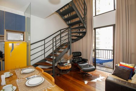 Sala e Cozinha de apartamento à venda com 1 quarto, 50m² em Jardim Paulista, São Paulo