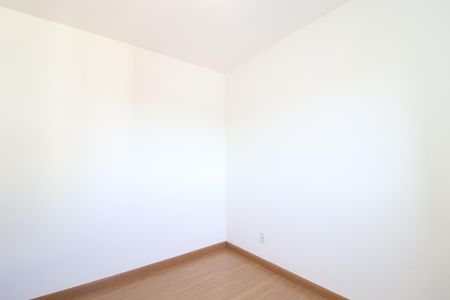 Quarto 1 de apartamento para alugar com 2 quartos, 46m² em Shopping Park, Uberlândia