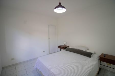 SUÍTE de casa para alugar com 3 quartos, 150m² em Parque Sao Domingos, São Paulo