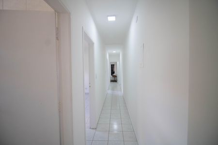 Casa para alugar com 150m², 3 quartos e 3 vagas Casa para alugar com 150m², 3 quartos e 3 vagasCORREDOR