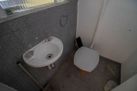 Casa para alugar com 150m², 3 quartos e 3 vagas Casa para alugar com 150m², 3 quartos e 3 vagasLAVABO DA GARAGEM