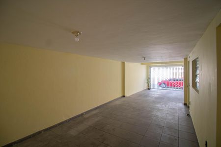 Casa para alugar com 150m², 3 quartos e 3 vagas Casa para alugar com 150m², 3 quartos e 3 vagasGARAGEM