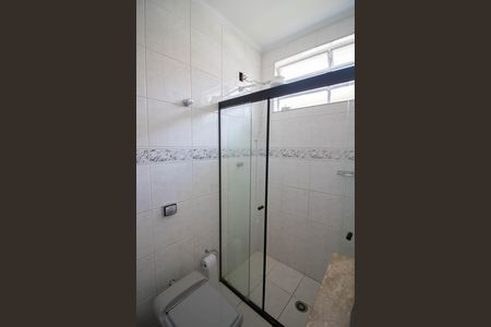 Casa para alugar com 150m², 3 quartos e 3 vagas Casa para alugar com 150m², 3 quartos e 3 vagasBANHEIRO