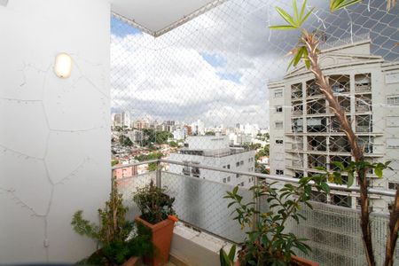 Varanda de apartamento para alugar com 3 quartos, 70m² em Vila Madalena, São Paulo