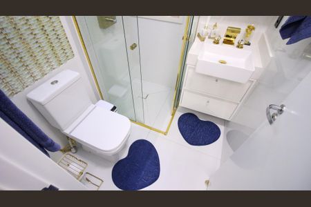 Apartamento à venda com 83m², 2 quartos e 1 vaga Apartamento à venda com 83m², 2 quartos e 1 vagaBanheiro da Suíte 1