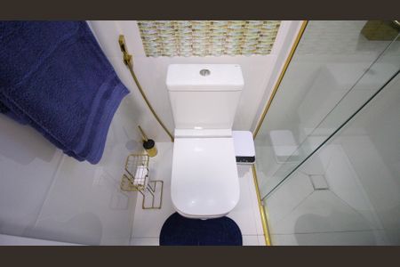 Apartamento à venda com 83m², 2 quartos e 1 vaga Apartamento à venda com 83m², 2 quartos e 1 vagaBanheiro da Suíte 1