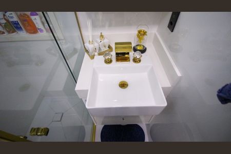 Apartamento à venda com 83m², 2 quartos e 1 vaga Apartamento à venda com 83m², 2 quartos e 1 vagaBanheiro da Suíte 1