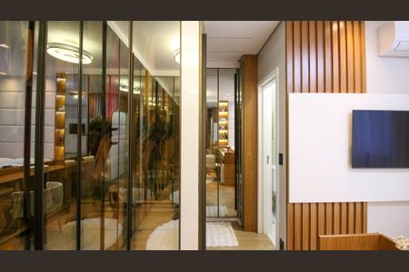 Apartamento à venda com 83m², 2 quartos e 1 vaga Apartamento à venda com 83m², 2 quartos e 1 vagaSuíte Closet