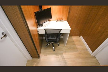 Apartamento à venda com 83m², 2 quartos e 1 vaga Apartamento à venda com 83m², 2 quartos e 1 vagaEscritório