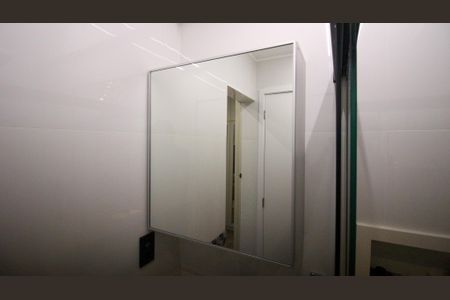 Apartamento à venda com 83m², 2 quartos e 1 vaga Apartamento à venda com 83m², 2 quartos e 1 vagaBanheiro da Suíte 2