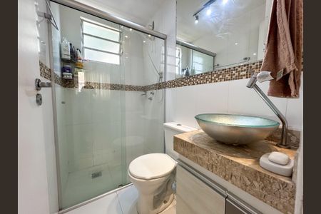Apartamento à venda com 47m², 2 quartos e 1 vagaBanheiro social