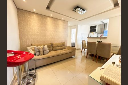 Sala de apartamento à venda com 2 quartos, 47m² em São João Batista, Belo Horizonte