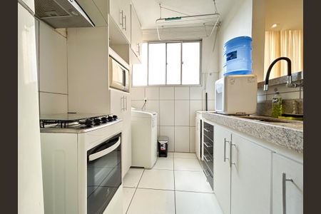 Apartamento à venda com 47m², 2 quartos e 1 vagaCozinha