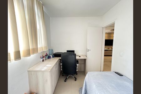 Quarto 2 de apartamento à venda com 2 quartos, 47m² em São João Batista, Belo Horizonte