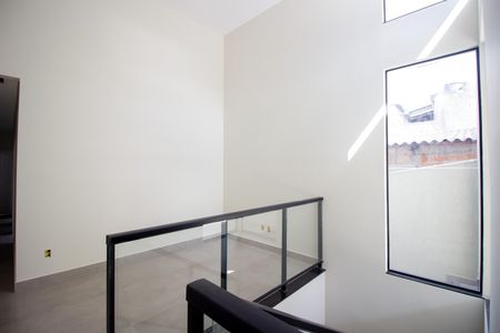 Sala de casa à venda com 3 quartos, 198m² em Parque Maracana, Contagem