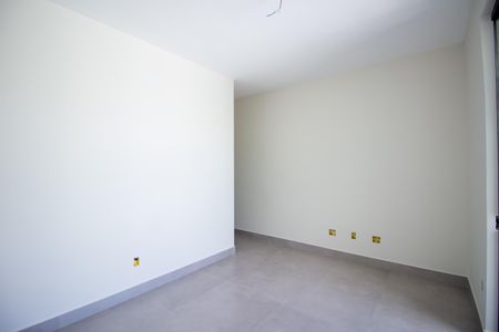 Casa à venda com 198m², 3 quartos e 2 vagas Casa à venda com 198m², 3 quartos e 2 vagasQuarto Suíte
