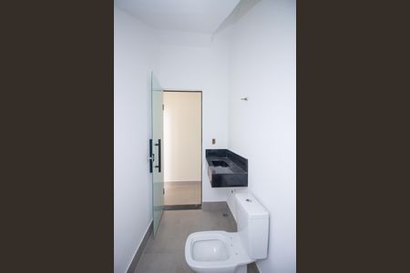 Casa à venda com 198m², 3 quartos e 2 vagas Casa à venda com 198m², 3 quartos e 2 vagasCozinha e Área de Serviço