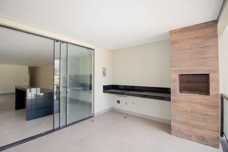 Casa à venda com 198m², 3 quartos e 2 vagas Casa à venda com 198m², 3 quartos e 2 vagasÁrea gourmet