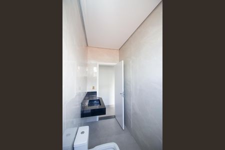 Casa à venda com 198m², 3 quartos e 2 vagas Casa à venda com 198m², 3 quartos e 2 vagasBanheiro Social