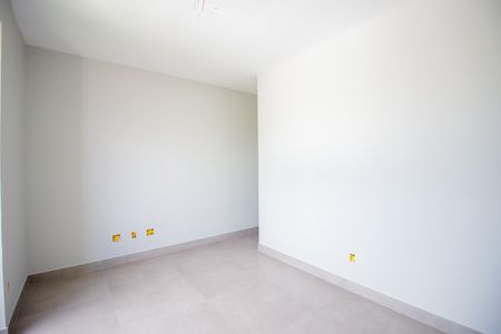 Casa à venda com 198m², 3 quartos e 2 vagas Casa à venda com 198m², 3 quartos e 2 vagasQuarto Suíte