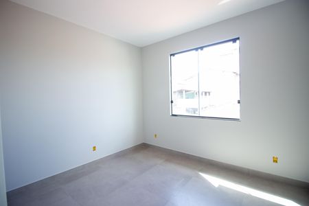 Casa à venda com 198m², 3 quartos e 2 vagas Casa à venda com 198m², 3 quartos e 2 vagasQuarto 2