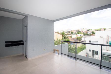 Casa à venda com 198m², 3 quartos e 2 vagas Casa à venda com 198m², 3 quartos e 2 vagasÁrea gourmet
