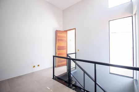 Sala de casa à venda com 3 quartos, 198m² em Parque Maracana, Contagem