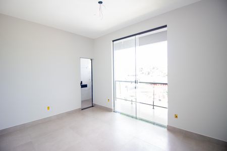 Casa à venda com 198m², 3 quartos e 2 vagas Casa à venda com 198m², 3 quartos e 2 vagasQuarto Suíte