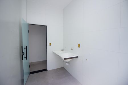 Casa à venda com 198m², 3 quartos e 2 vagas Casa à venda com 198m², 3 quartos e 2 vagasCozinha e Área de Serviço