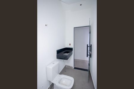 Casa à venda com 198m², 3 quartos e 2 vagas Casa à venda com 198m², 3 quartos e 2 vagasLavabo