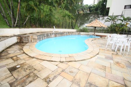 Apartamento para alugar com 37m², 1 quarto e 1 vagaÁrea comum - Piscina